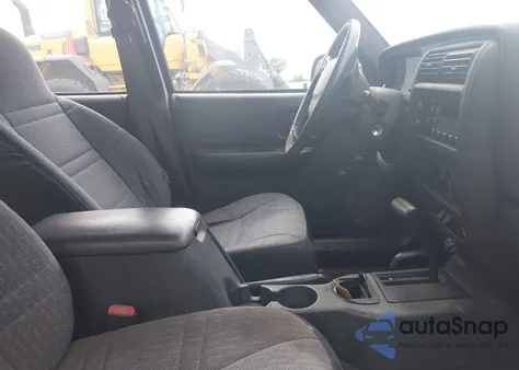 1999 Jeep Cherokee Se z USA, uszkodzony, nr VIN 1J4FF28S4XL647871